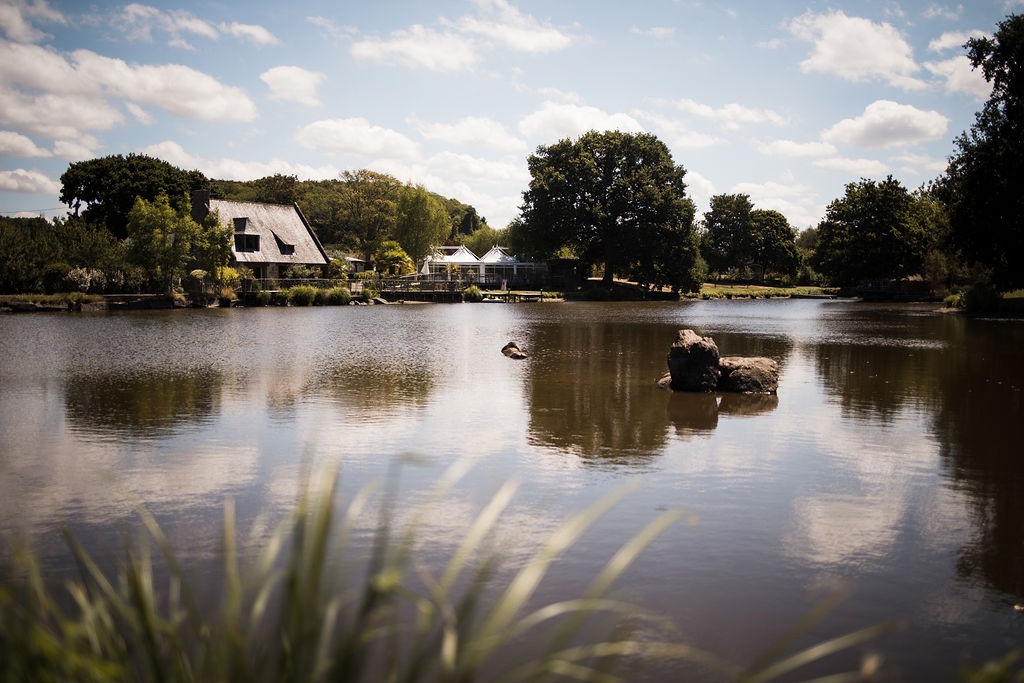 Photographe mariage au Domaine des Ormes en Bretagne