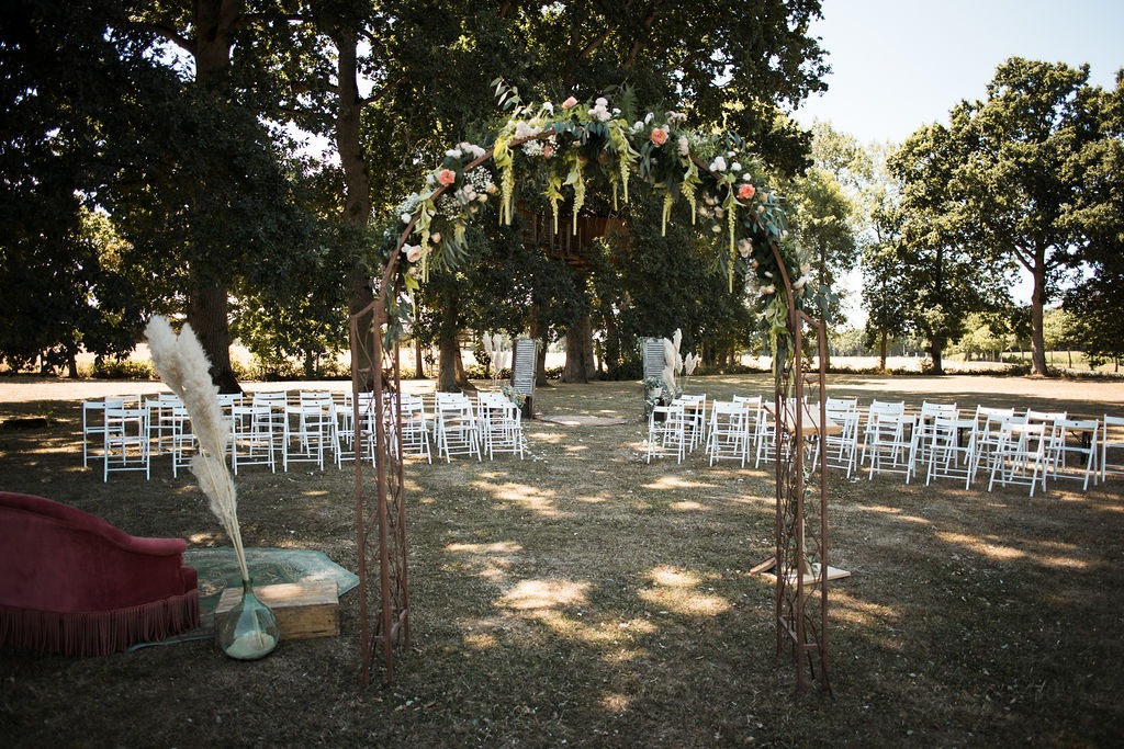 Cérémonie de mariage de Coralie et Kevin au Domaine des Ormes